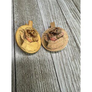 Vintage Sevi Beatrix Potter Hedge Hogs Close Pins Made in Italy - Set of 2